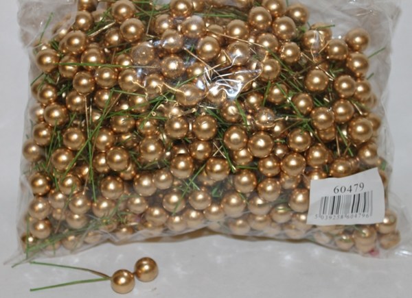 Picture of Gold Christmas berries 12mm